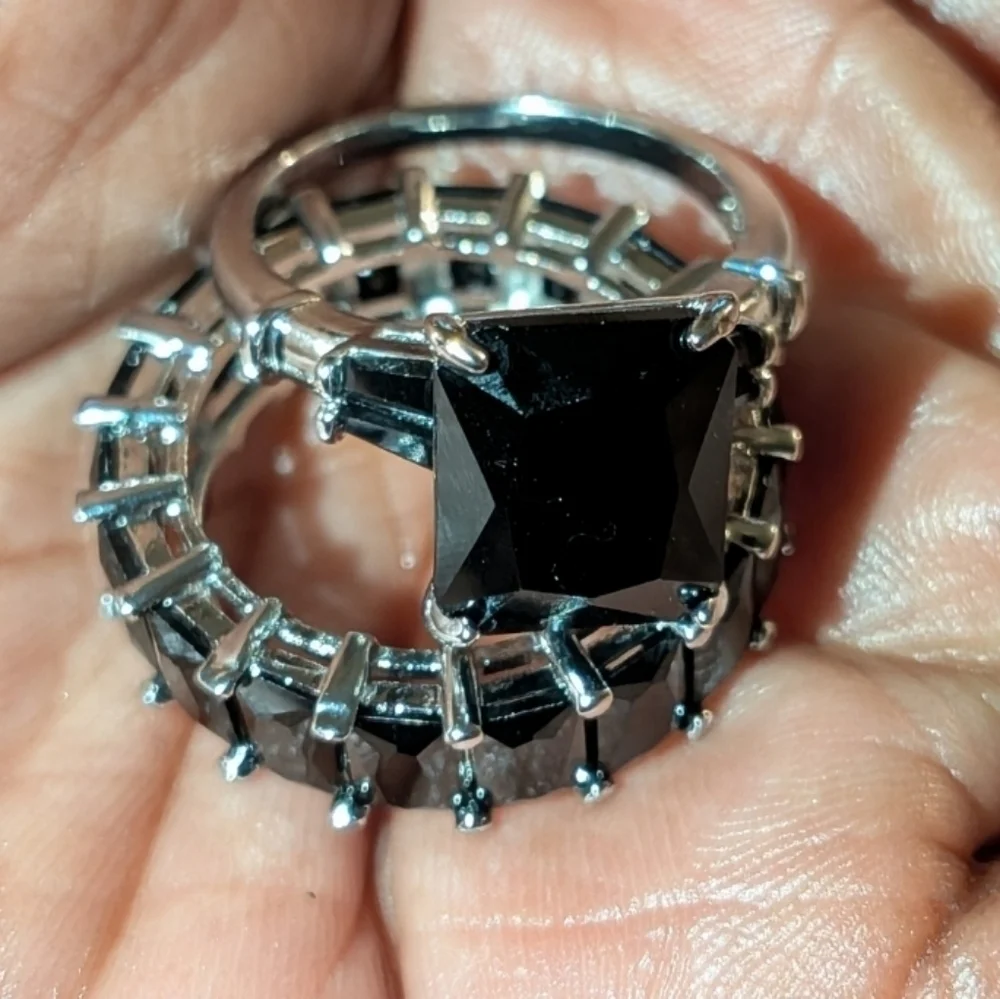Elegant Black Stone Ring Set Sz 9